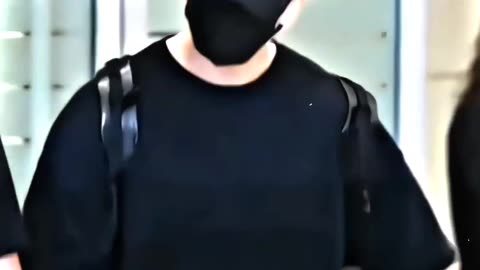 BTS Jungkook airport video