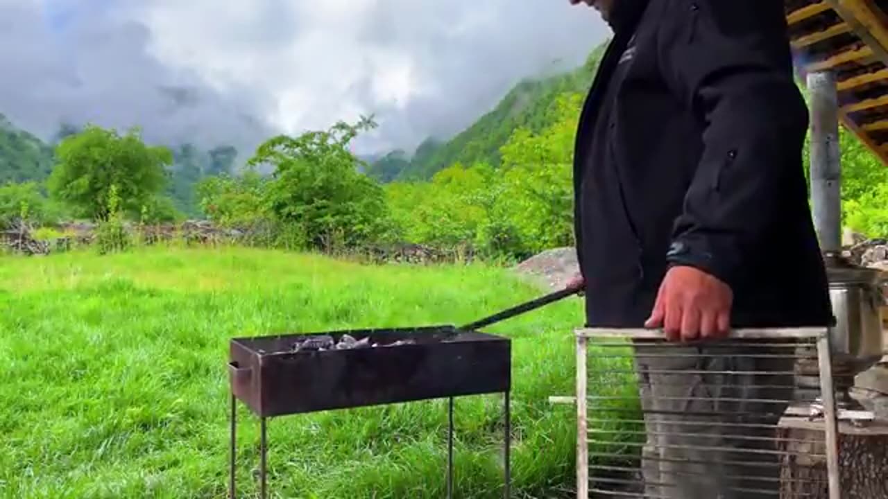 The Lives and Cooking of a Hermit Chef in the Wild Mountains! Best Recipes