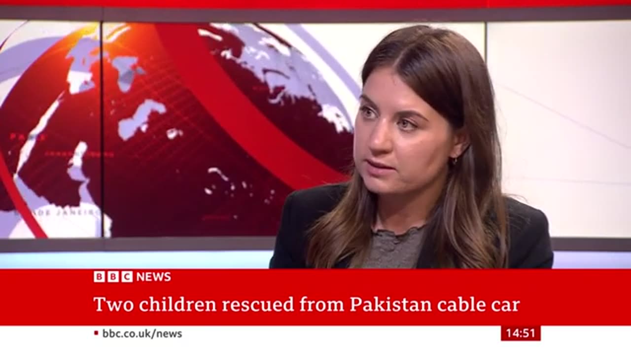 Two children saved in Pakistan cable car rescue operation - BBC News