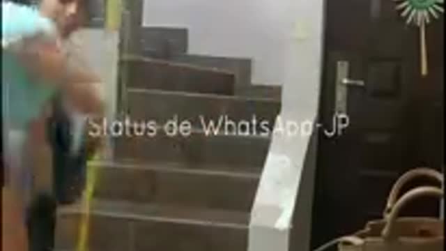 Te dan permiso de salir si barres