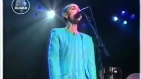 Sinead O'Connor ripped up a picture of the Pope on live television...