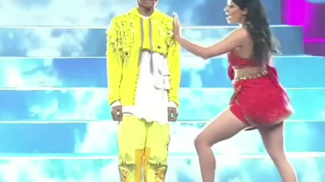 Indian dance show funny moments 😂