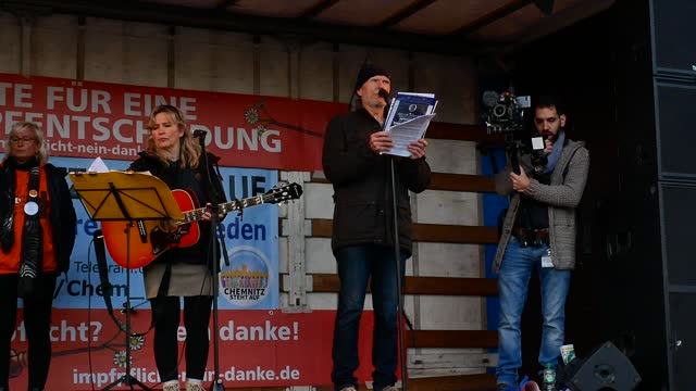 Leipzig, 6.11.2021, Redebeitrag von der Bewegung Leipzig