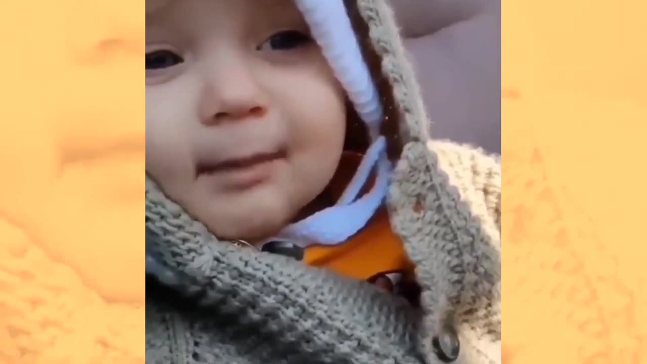 CUTE BABIES FUNNY MOMENTS