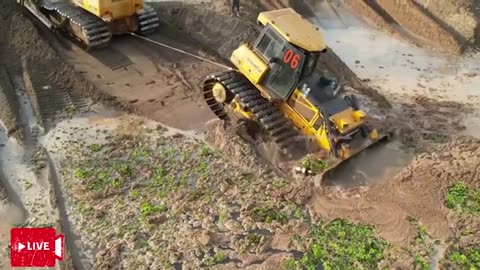 Large excavator digging excavator #engineering vehicle tractor#3 (2)