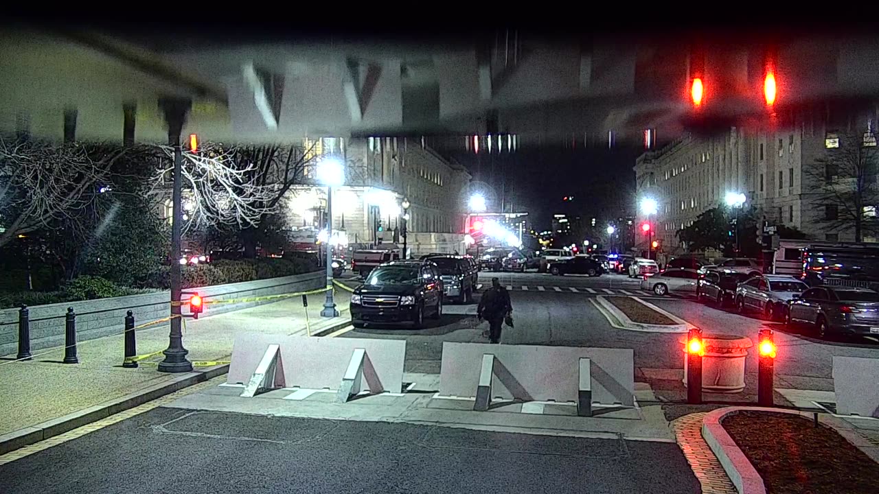 0672USCG00K25SouthBarricadeInbound_2021-01-06_19h17min57s313ms.mp4