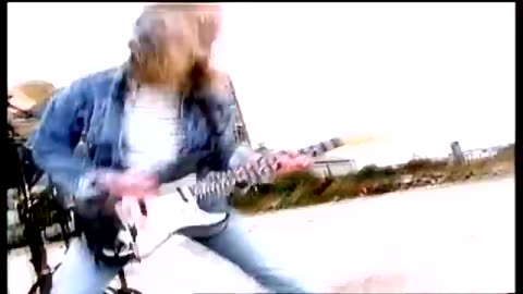 IRON MAIDEN-QUICK OR BE DEAD