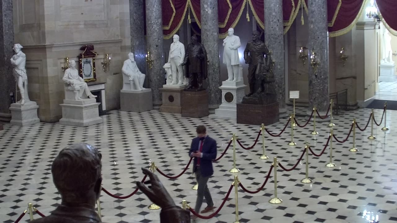 0262USCH02StatuaryHall_2021-01-05_19h16min08s783ms.mp4