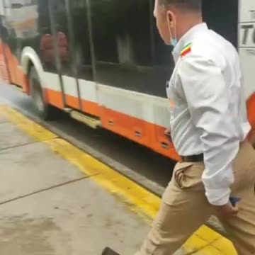 Renuncia de conductor de Transcaribe