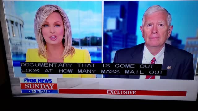 "2000 Mules Has Been Debunked" Claims Fox News' Sandra Smith to Rep. Mo Brooks