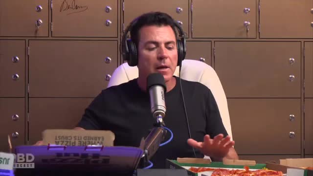 Papa John's founder Roasting his company and Pizza Hut