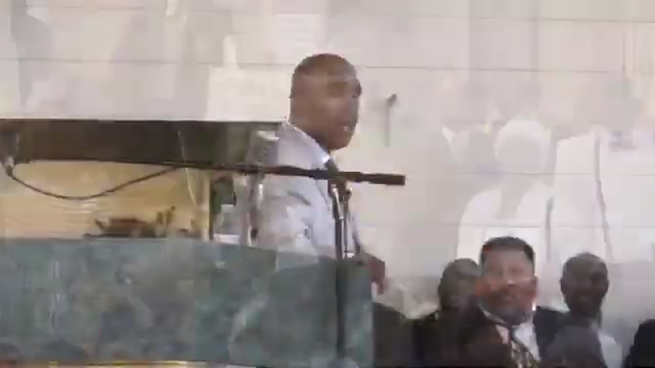 Pastor Gino Jennings: "Speaking In Tongues"