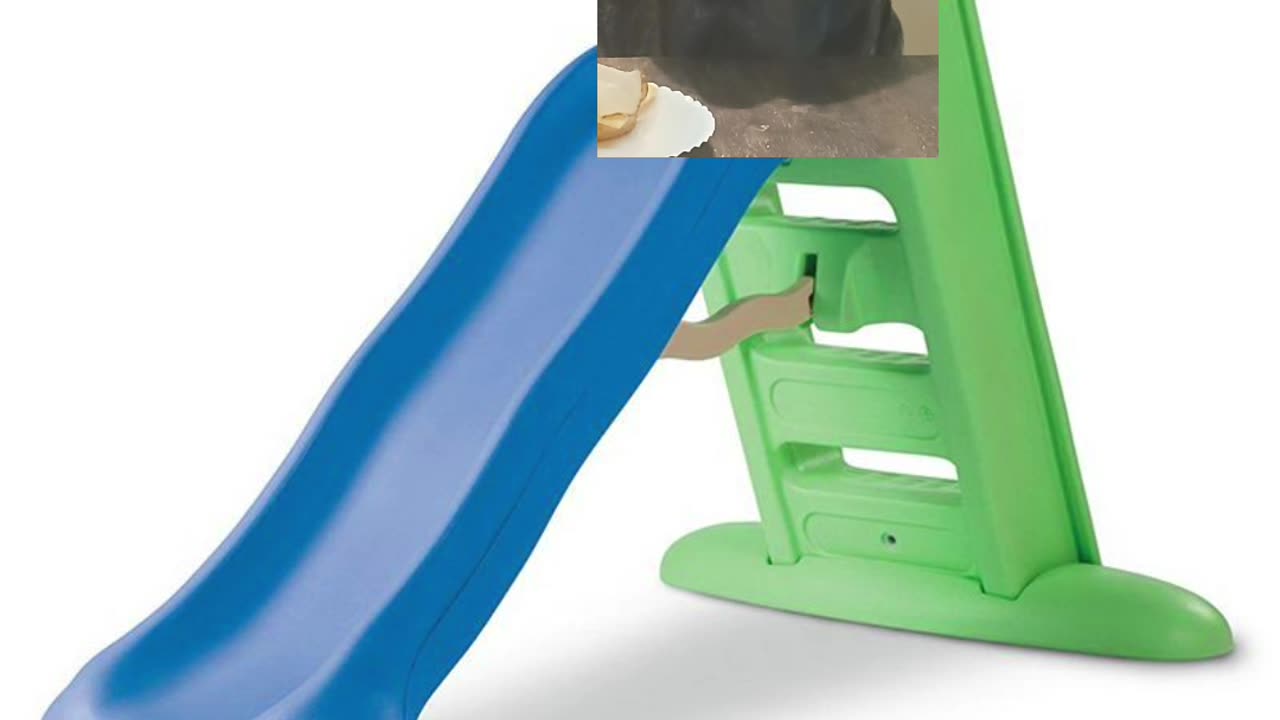 Pls like to help me go down the slide