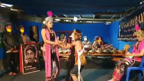 Topeng dance kids sumyar