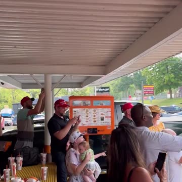 JD Vance greets a cheering crowd at A&W restaurants in Big Rapids, MI!