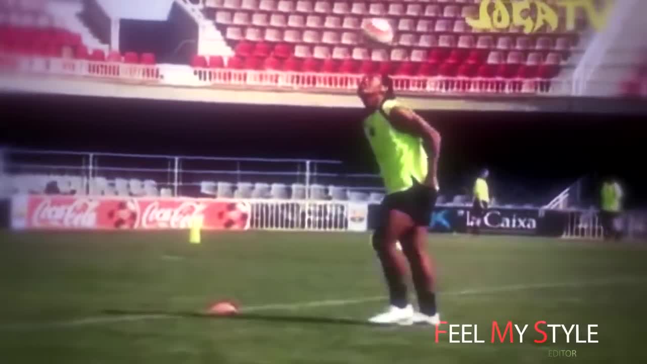 Ronaldinho craziest skill