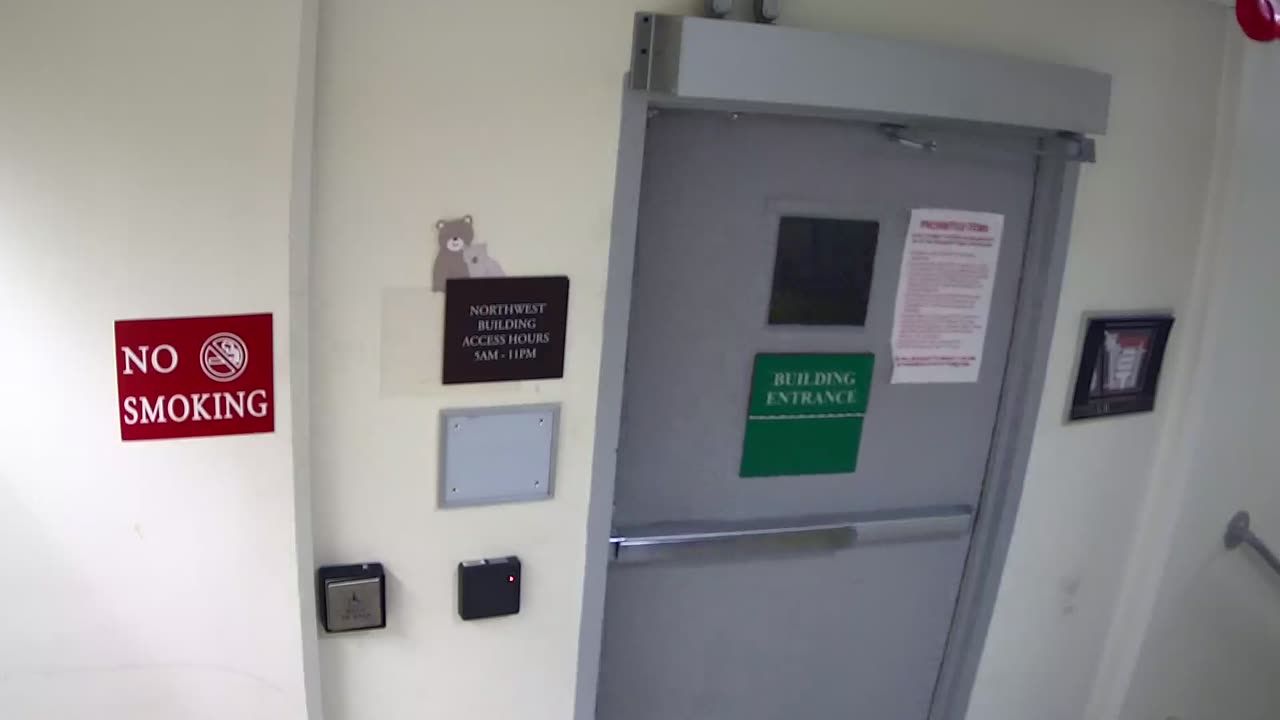 5181CHOBBANorthLobbyStair8_2021-01-06_08h00min01s153ms.mp4