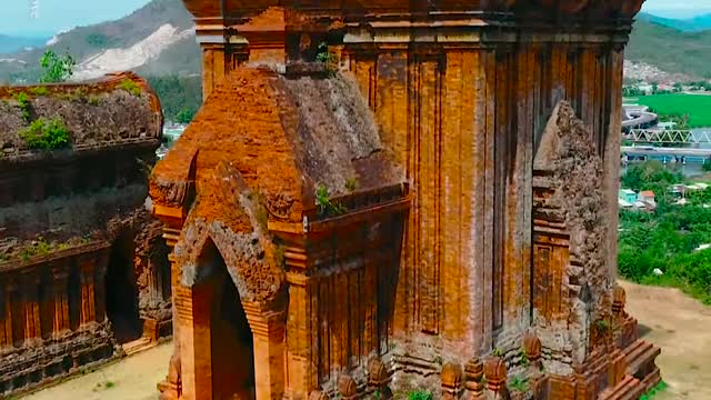 Banh It Tower - The beauty of Cham architecture in Binh Dinh