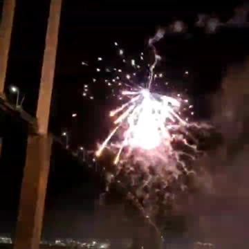 People launching fireworks at the "just stop oil" poshos on top of Dartford bridge