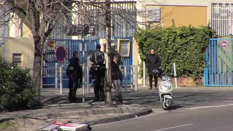 Marseille shooting_ French police seal off housing estate after shots fired