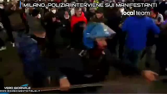 Milano, Polizia interviene sui manifestanti - Vero Giornale 22.11.2021