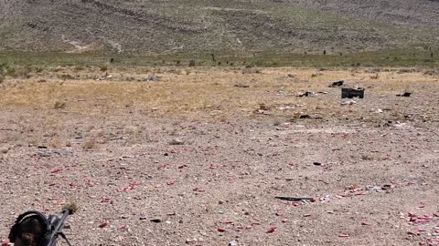 Vets shooting .50 in desert