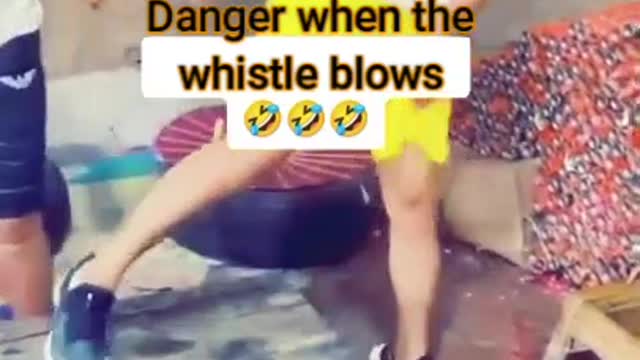 Danger when the whistle blows 😅EXTREM FUNNY CHAINA BOYS