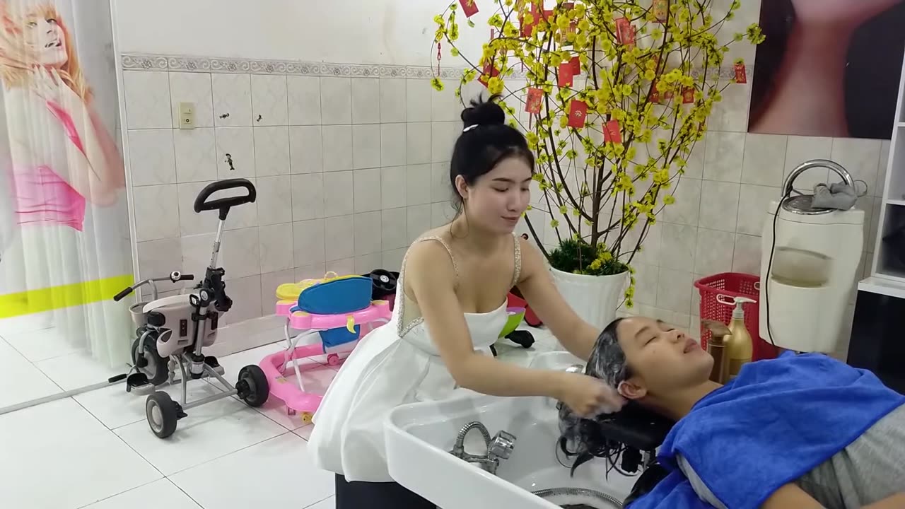 Ms Diem always provides the most perfect service to her customers