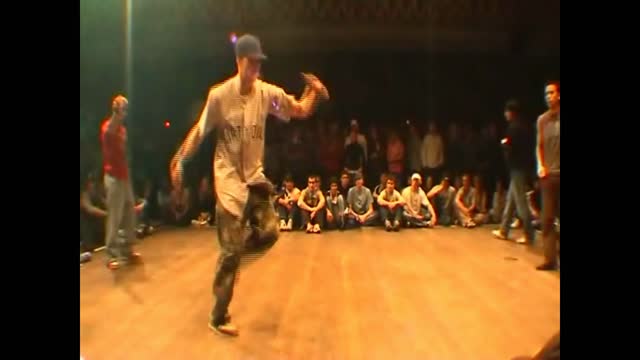 BBOY BATTLE RUMPLE PACK VS YOUR MAMAS