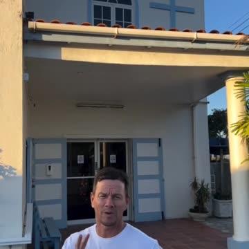 Mark Wahlberg goes to catholic church and wishes everyone a happy new years