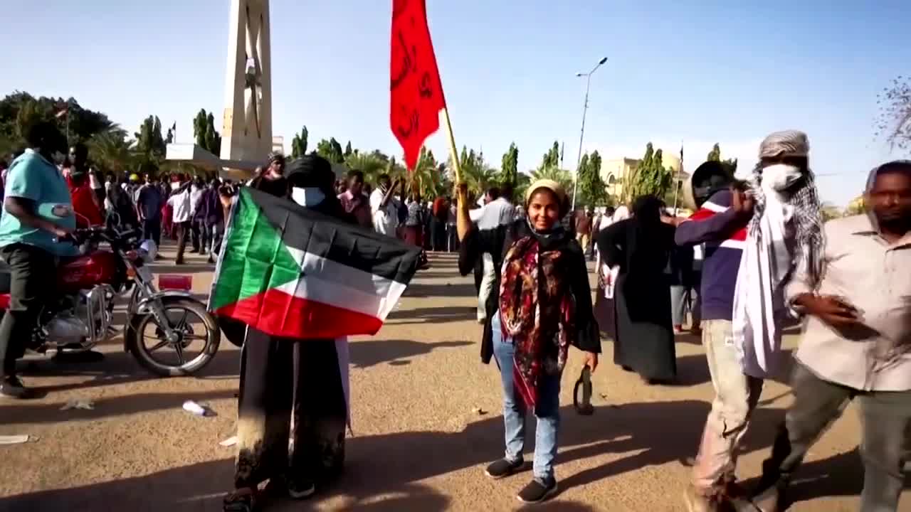 'Women are steadfast'_ Sudan's protest doctor