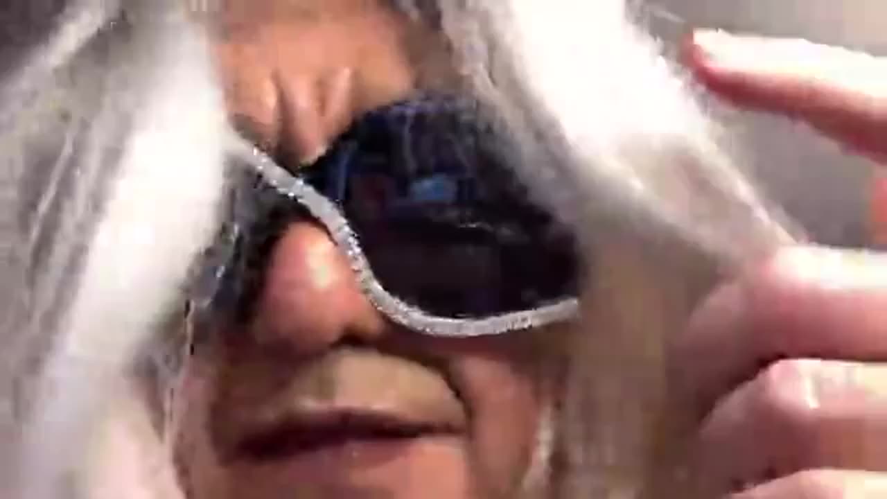 Archive of Hussy “I GOT PHYSICALLY ASSAULTED & HAD TO CALL 911”