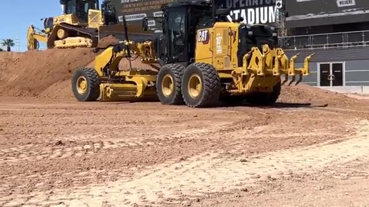 Excavator Caterpillar 6015B Caterpillar Dumpers#caterpillar#excavator#wheelloader#truck (2)