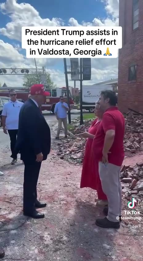 THOUSANDS OF SUPPORTERS CHEER TRUMP as He Assists with Hurricane Relief Efforts in Georgia