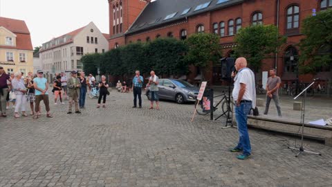 Greifswald - Heiko spricht wieder alle 12 Tausend an 15-08-2022