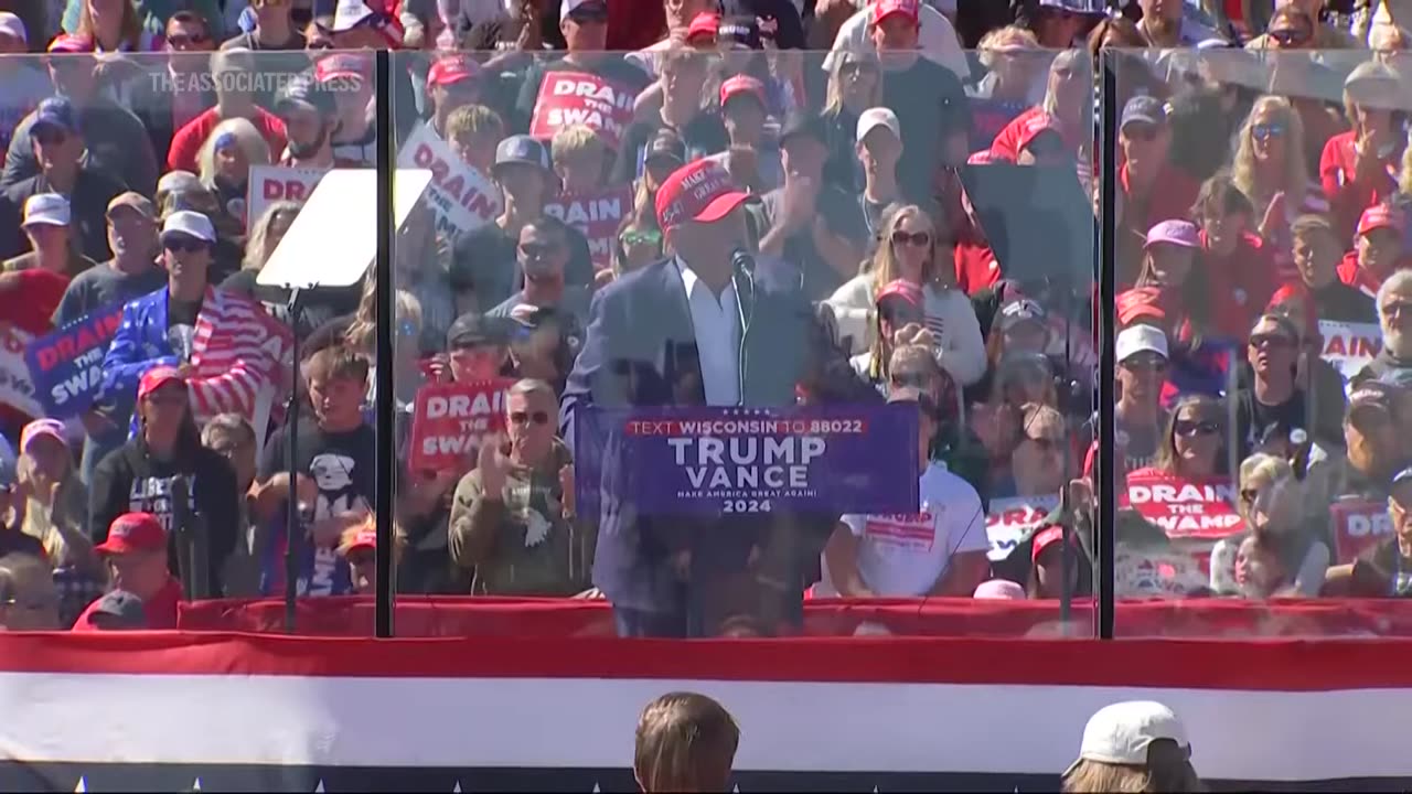 Rally attendee faints in the middle of Trump speech in Wisconsin