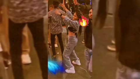 Viral dance