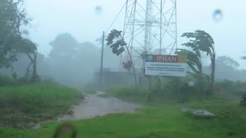 very strong storm in Brazil makes the tower swing