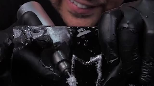 I will make an ice sculpture for you