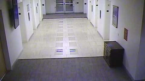 8441OHOB06MainElevatorLobby_2021-01-06_03h20min00s470ms.mp4