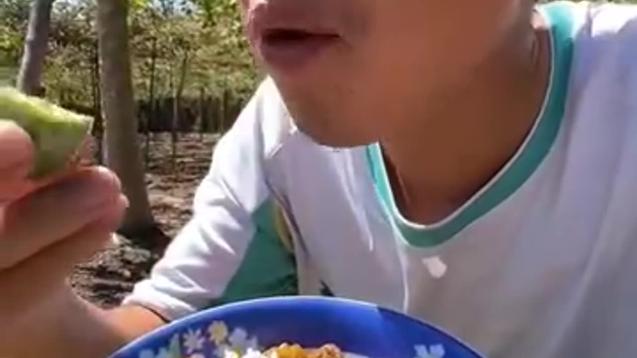 Eating everytime and everyware