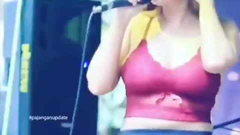 Sexy dance dangdut from indonesia