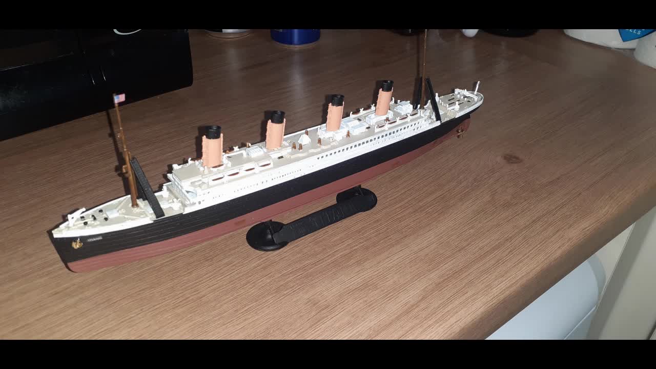 Titanic airfix assembly