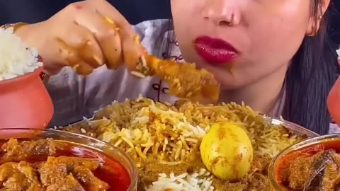 ASMR EATING SPICY MUTTON CURRY🔥 BASMATI RICE #shorts #mukbangn#asmreating #mukbangasmr #asmr (1)