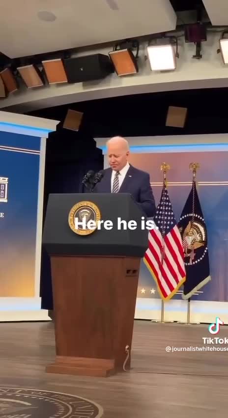 Going to the FAKE White House