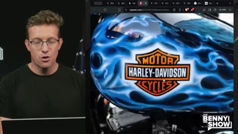 BACKLASH! Bikers Physically RIP Harley-Davidson Logos OFF Their Bikes, Harley-Davidson Dealers EMPTY