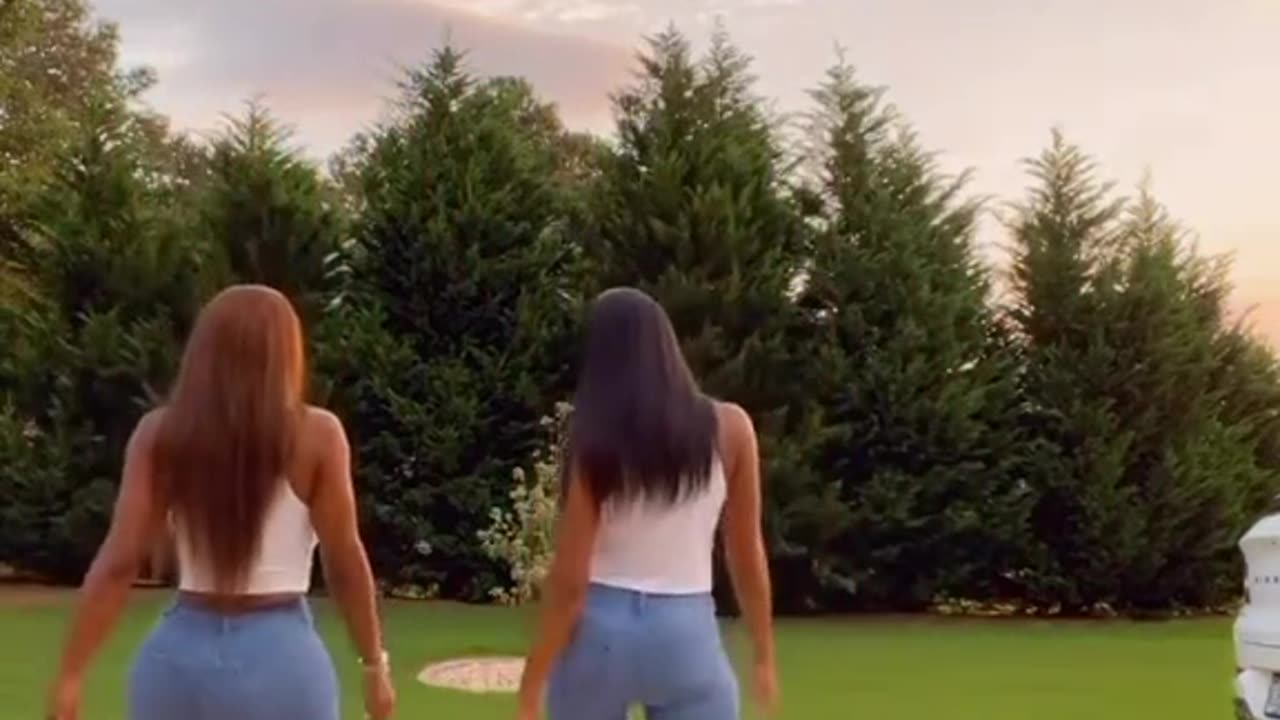 Lady can’t walk in heels