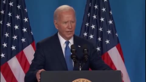 "VICE PRESIDENT TRUMP" Joe Biden Confuses Kamala and Trump 🤣