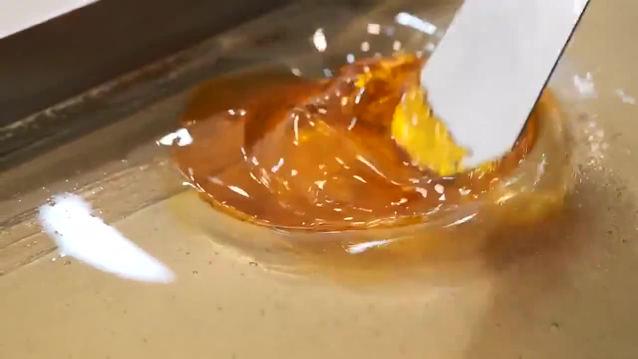 Add Edible Pigment To The Syrup