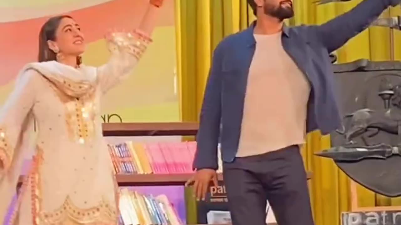 Vicky Kaushal dances with Sara Ali Khan